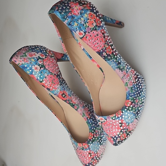 Gianni Bini Pumps - Picture 10 of 10